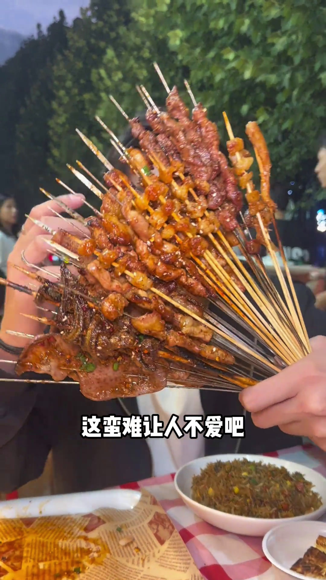 汉口的班子也能在家门口吃到十几年的老武昌味道了!武汉美食吃货的美食清单武汉美食攻略炭烤烧烤