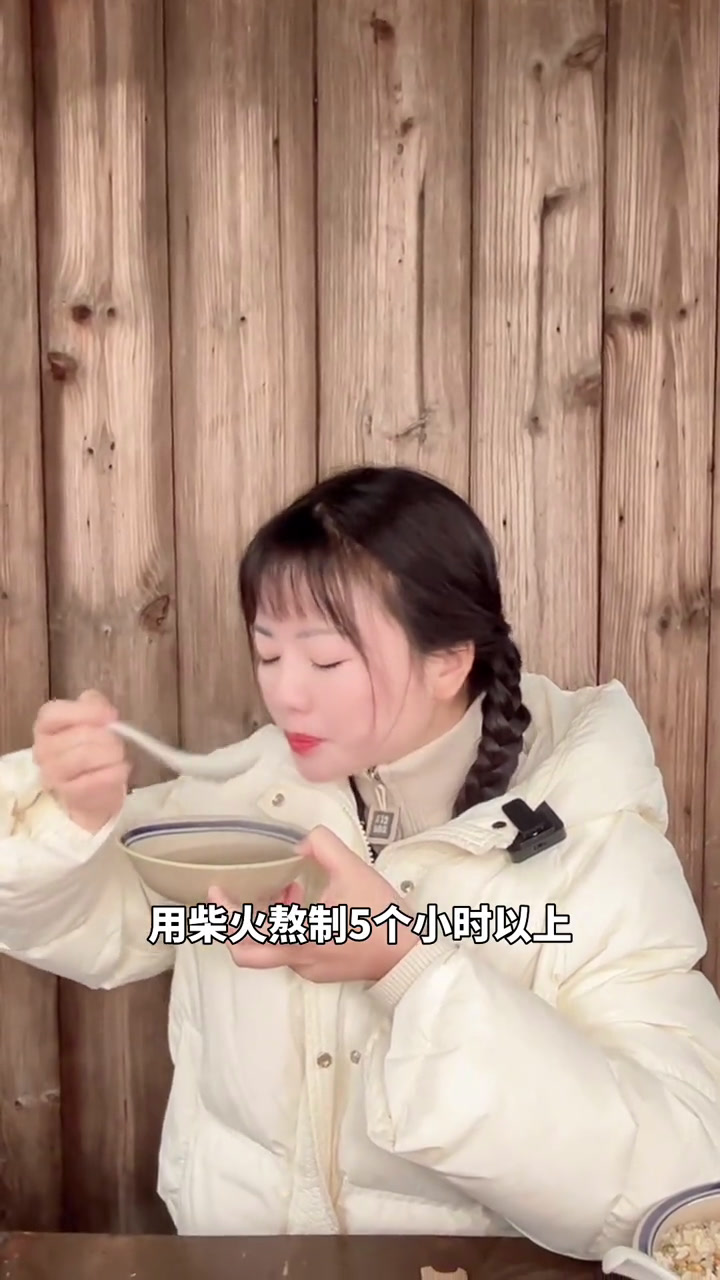 乐山苏稭一个小巷子里居然藏着一家百年老宅的跷脚牛肉乐山美食乐山旅游五世方跷脚牛肉舌尖上的峨