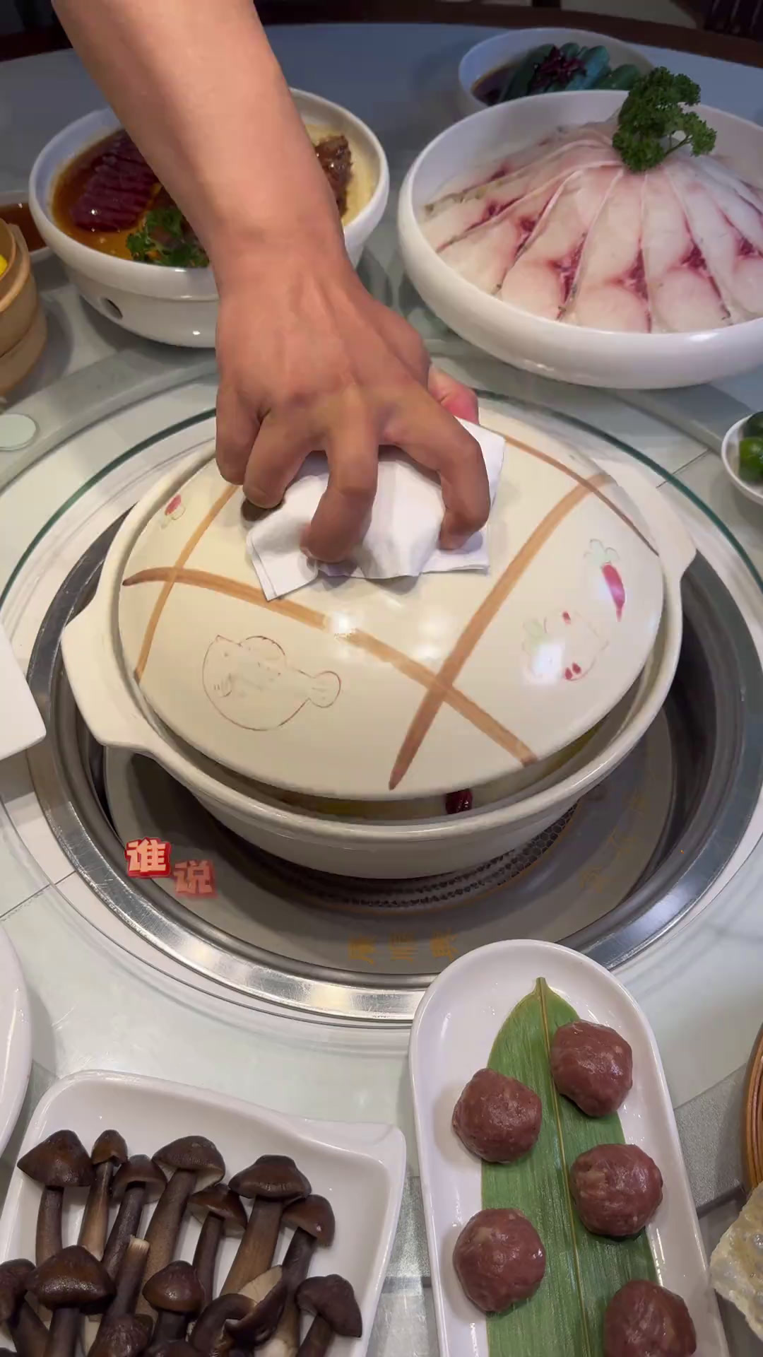 巩义广顺兴猪肚鸡周年庆来啦!桌桌有惊喜哦!猪肚鸡美食吃点啥夏日美食我来探巩义美食