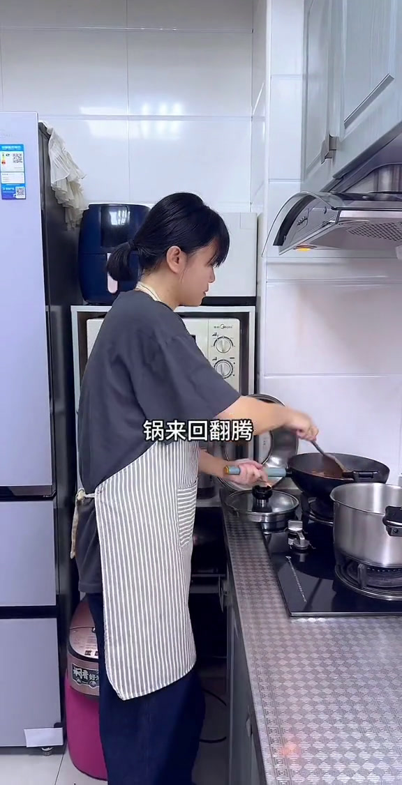 今早三件事:早饭挺成功小白有新名子了我脑子又不好用了嗯记录真实生活我的日常vlog早餐