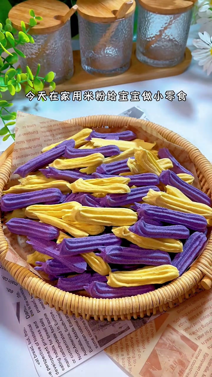 自制8月龄宝宝零食|果蔬米粉脆脆条奶粉消泡做不成功的看过来,今天我们用米粉在家做米粉脆脆条