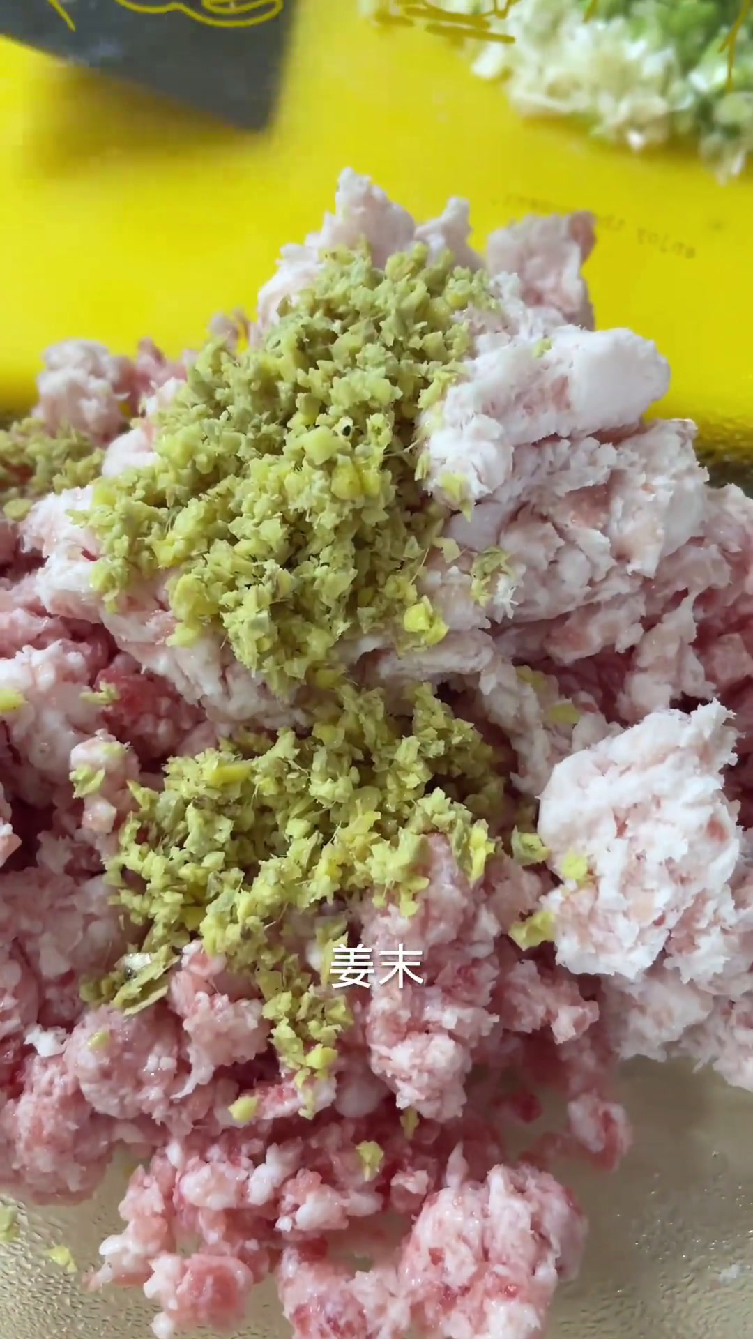 脸皮真厚,还给他做饺子吃?玉米面饺子粉饺子黄金饺子爱美食爱生活