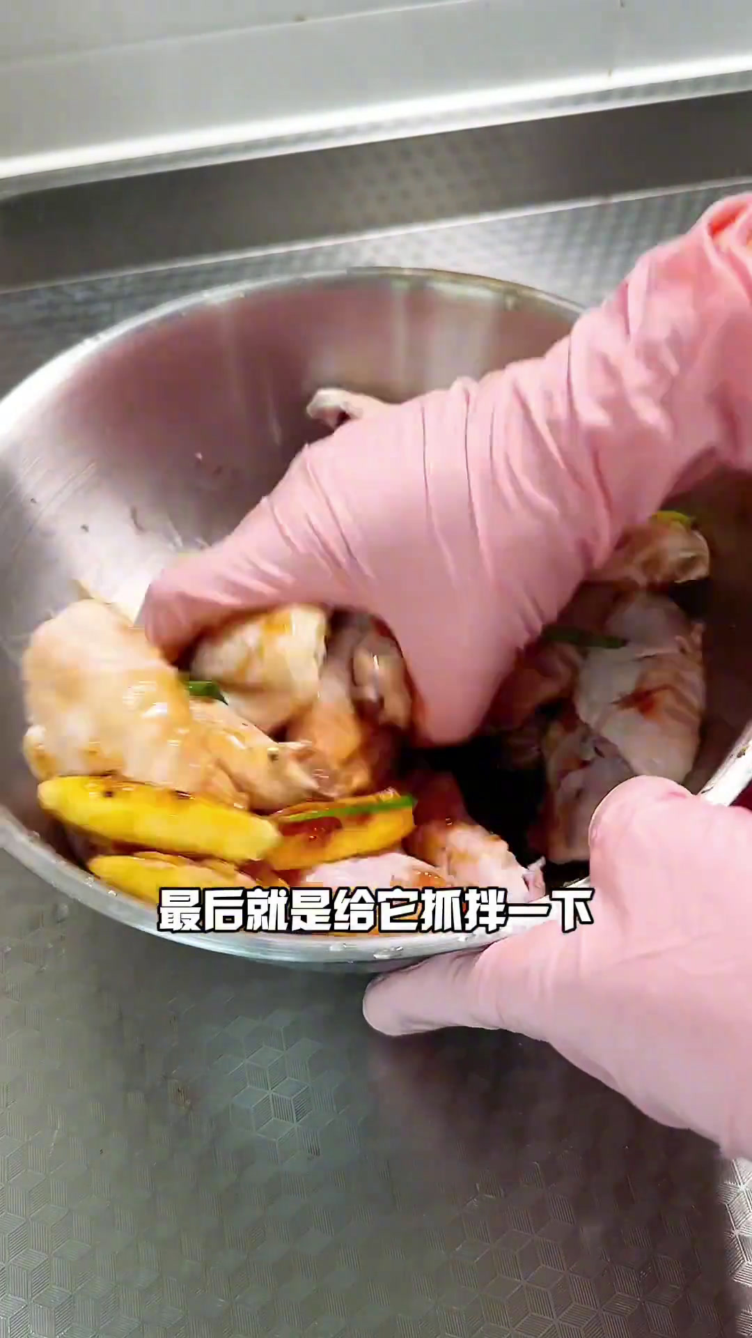 周末孩子们做点小吃,脆皮椒盐鸡翅,外酥里嫩嘎嘎香我的厨房日记记录真实生活美食官学会快去试试