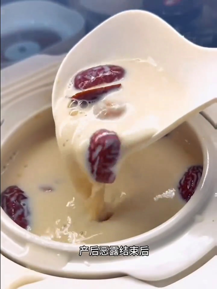 月子餐(下午加餐点心)月子餐食谱制作教程牛奶炖花胶,月子餐禁忌