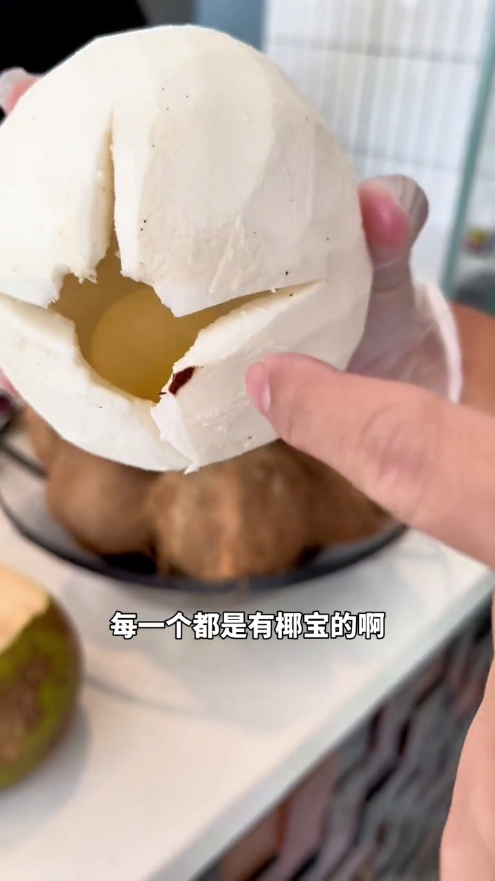 椰浆鸡!椰浆鸡!来三亚记得要来尝尝椰浆鸡哦!椰小陌鲜榨椰奶海鲜糟粕醋海南美食三亚美食