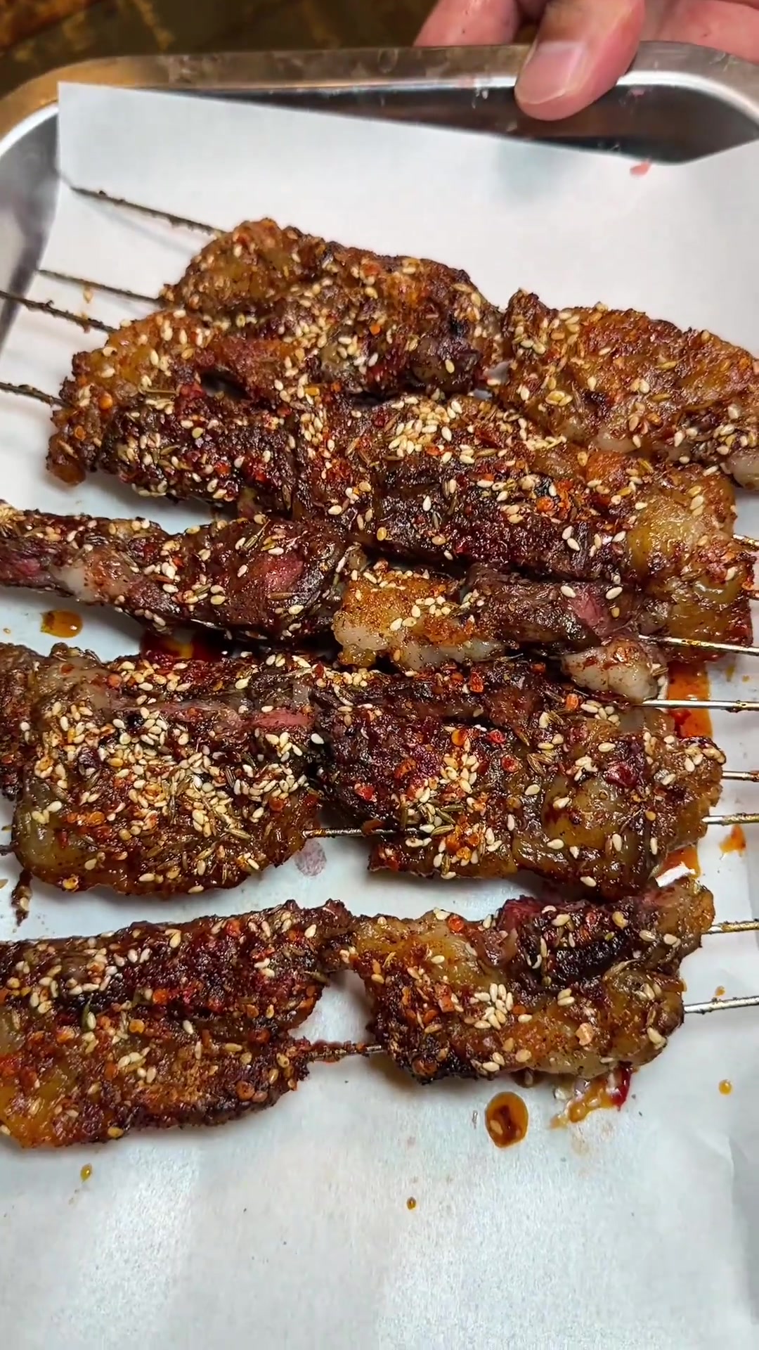 稀罕烧烤鞭蛋腰蝉蛹蚂蚱羊鞭羊蛋牛腰子烧烤特色烧烤真材实料才能做出好味道