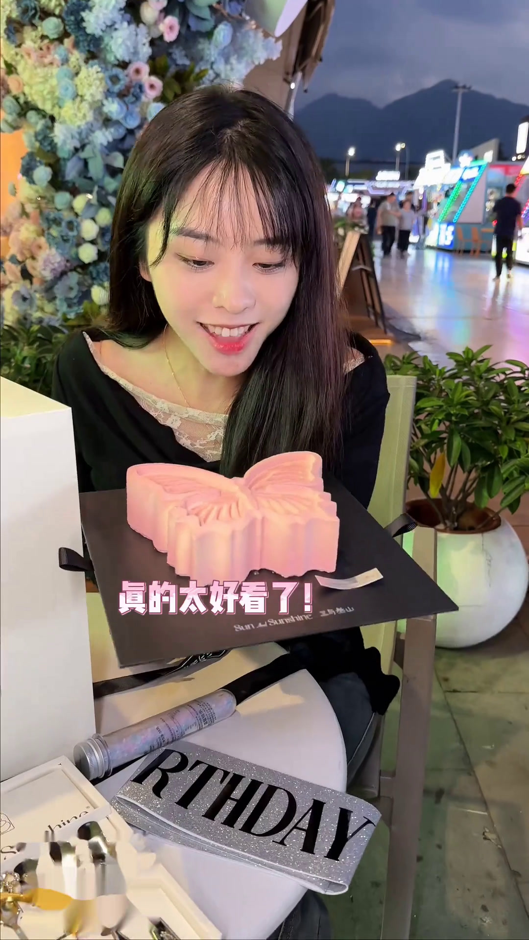 追女孩子送这个蛋糕吧!简直不要太浪漫了!美食蛋糕仪式感生日蛋糕美食官