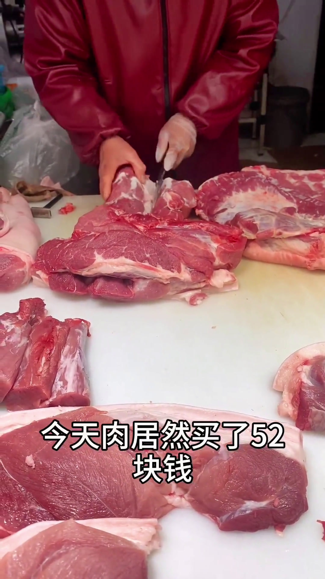 把年货备起来了,做了四个菜:白菜粉丝煲、烤皮皮虾、鱿鱼炒芹、豆瓣酱炒蒿菜!年货备起来记录真