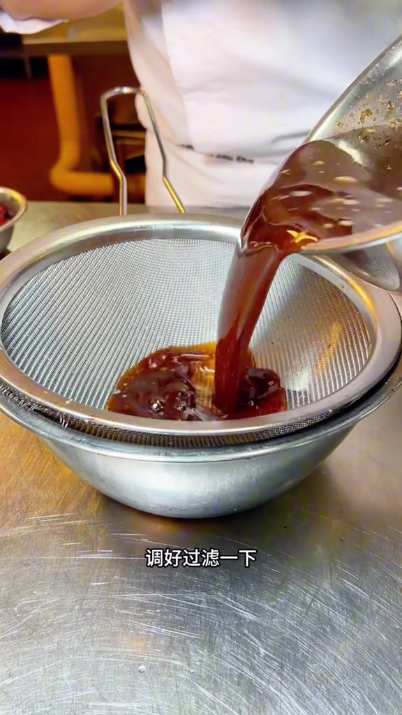 宫保虾球微酸微辣微甜,色泽红亮虾的做法省饭课代表川菜宫保虾球美食官