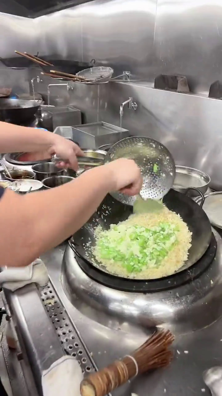 生活不会辜负每一个努力的人做菜我是认真的努力做好每一道菜当你把一件普通的事做到极致唯美食不