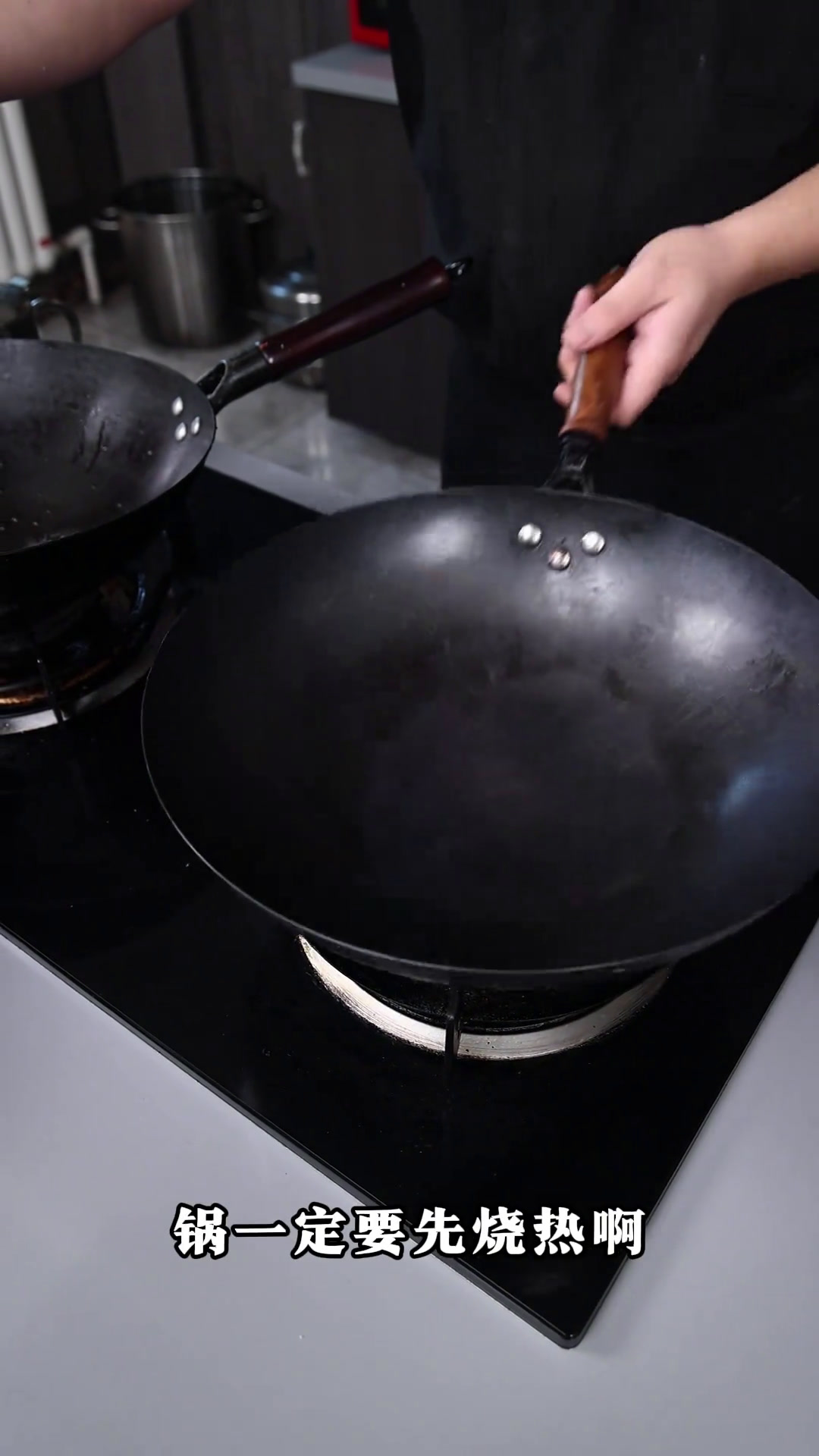 红烧鲤鱼像我这么做,不粘锅,不破皮,鱼肉鲜嫩无腥味跟着学做菜美食教程美食创作人计划