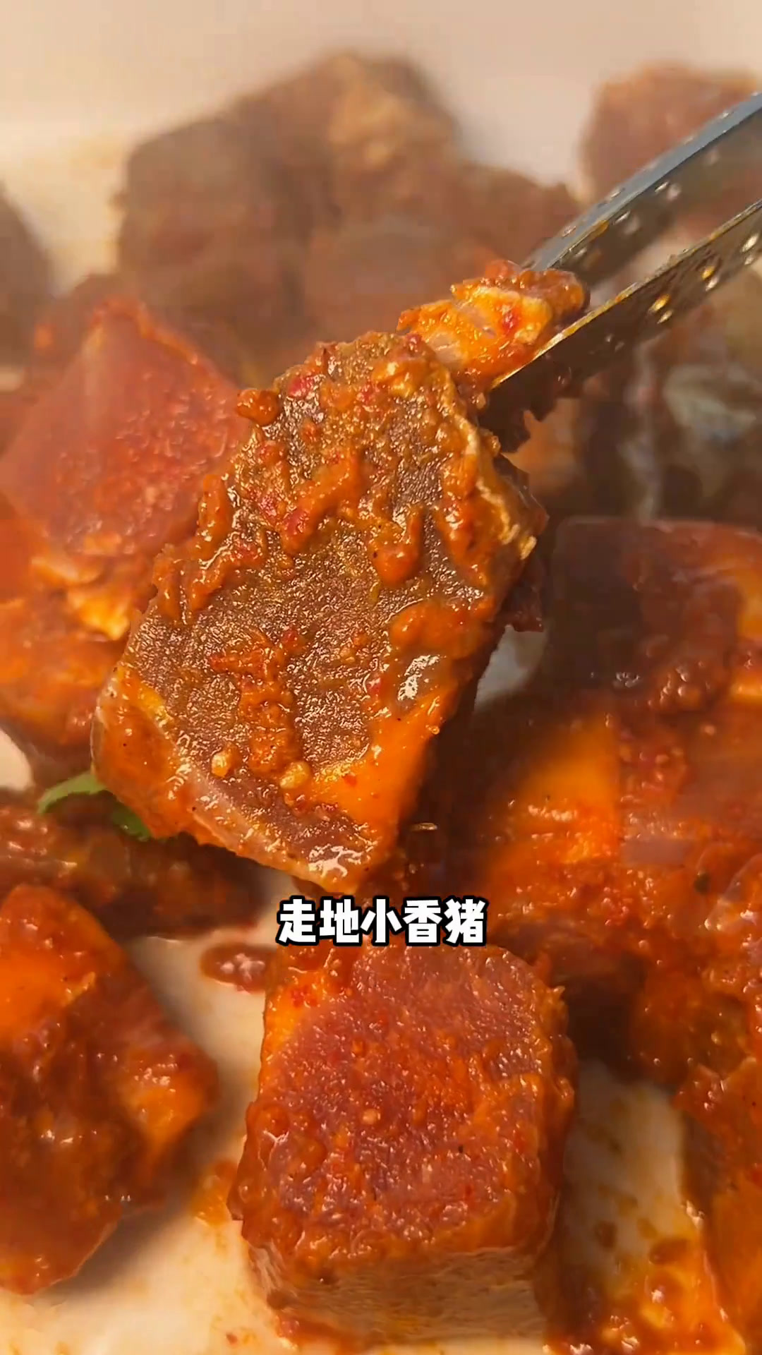 什么?新乐也有烤全羊自助了!果然品质高更容易吃回本呀!小猪查理川式自助烤肉开学季也是饭搭子