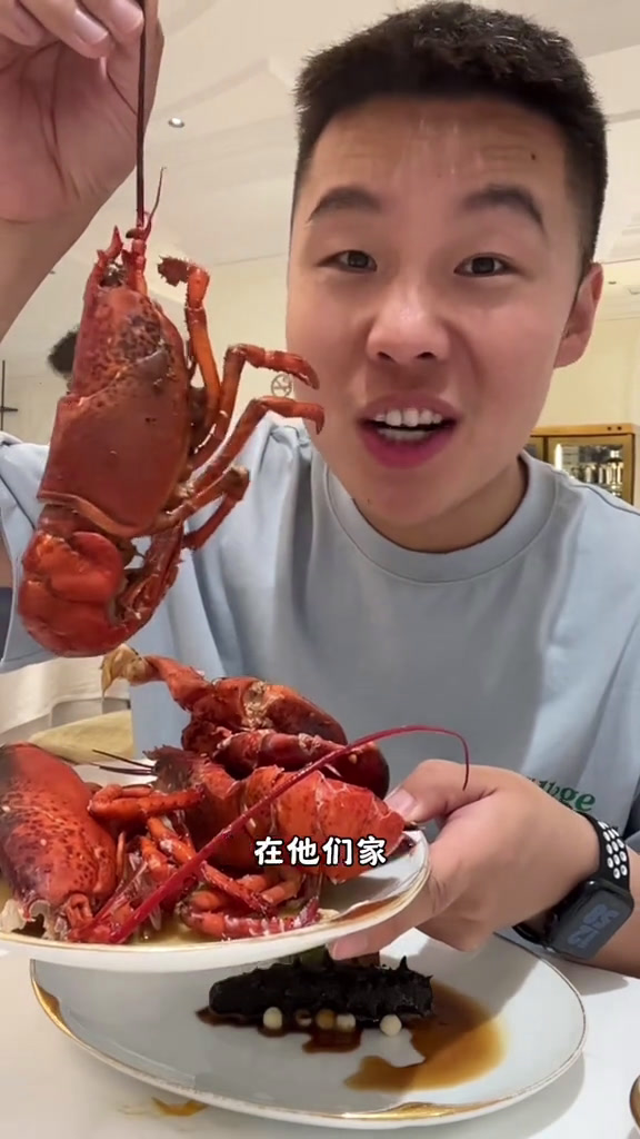 鲜活波龙随便吃,在上海也找不到第二家店了吧!海鲜自助吃到爽是什么体验波士顿龙虾谁能拒绝自助