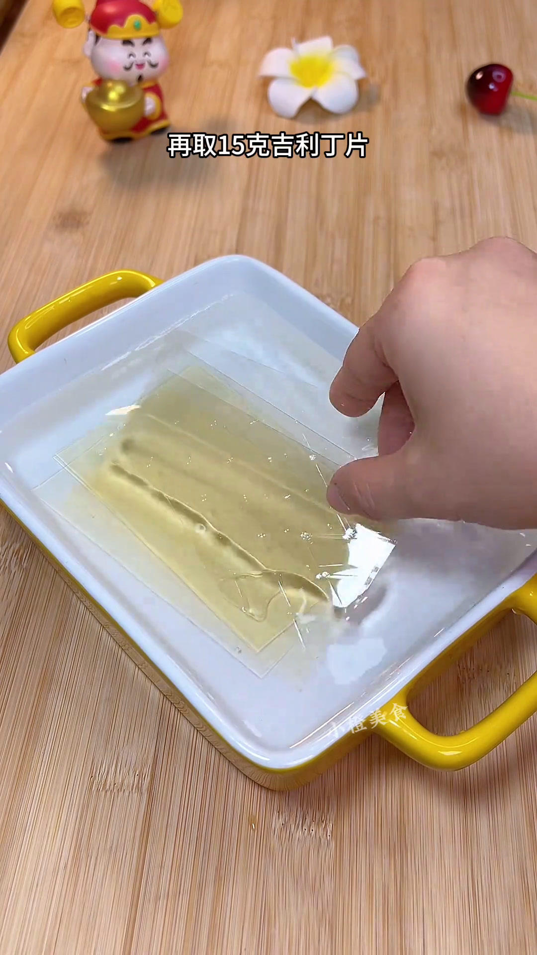 金玉满堂芒果布丁年夜饭的饭桌上做一个这样的金玉满堂,做法简单又好吃!年夜饭年夜饭菜单提前曝