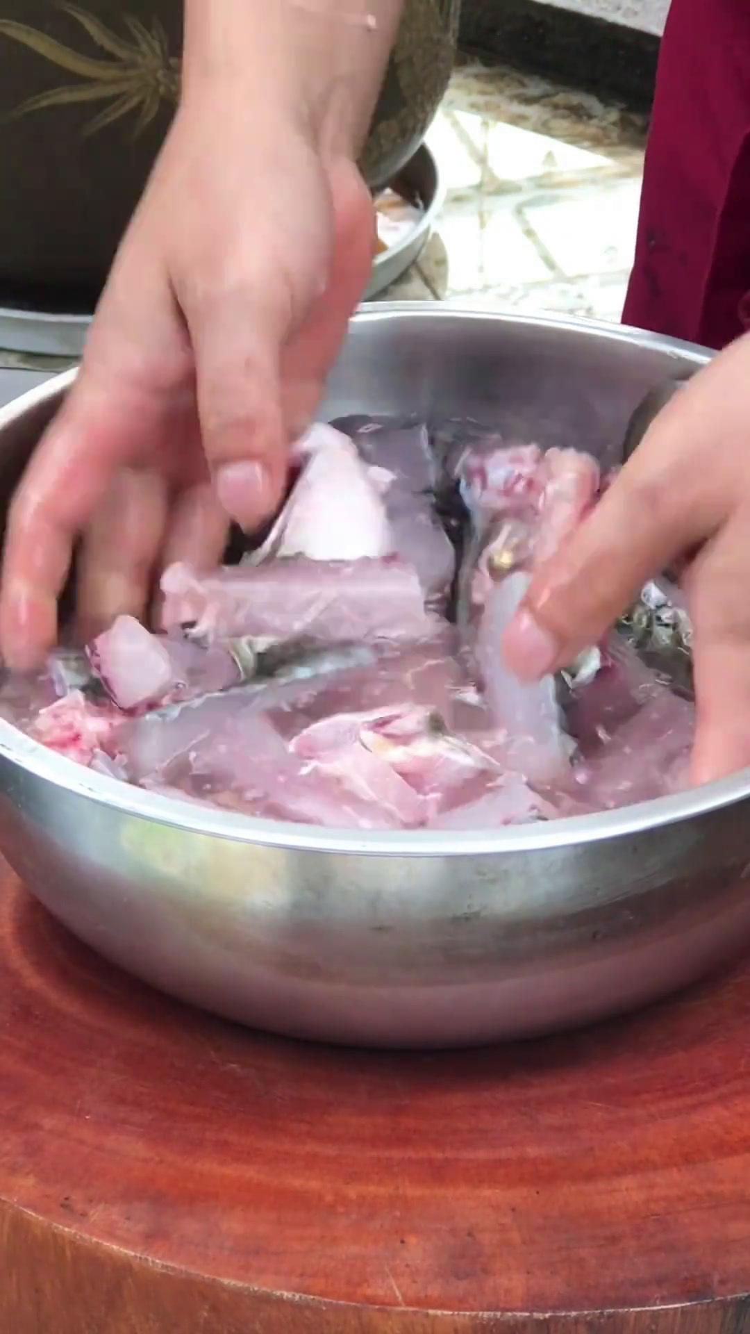 油炸爆腌鱼饮食文化用心做菜好食材才能做出好味道美食官蔼若春