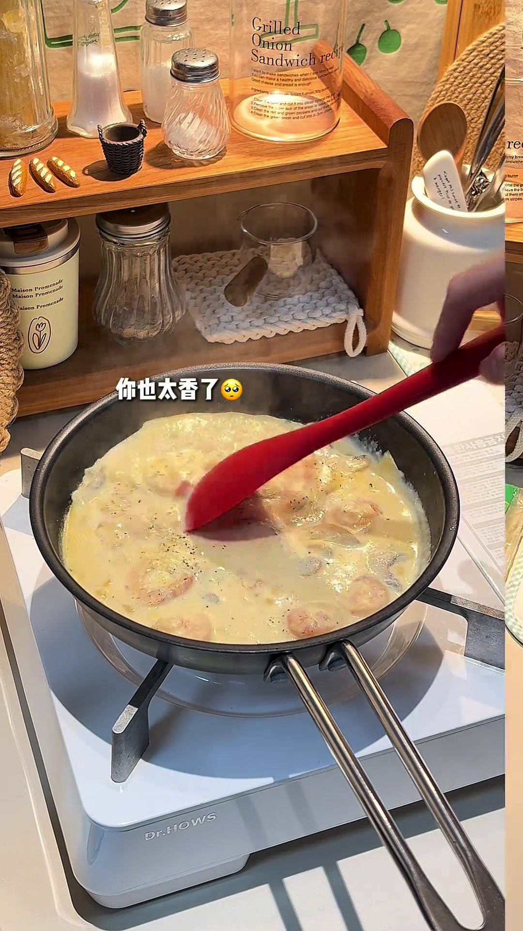 一人食|早午餐|奶香玉米浓汤花生酱西多士今天做了奶油玉米浓汤,超级鲜美好喝,汤汁特别浓郁!