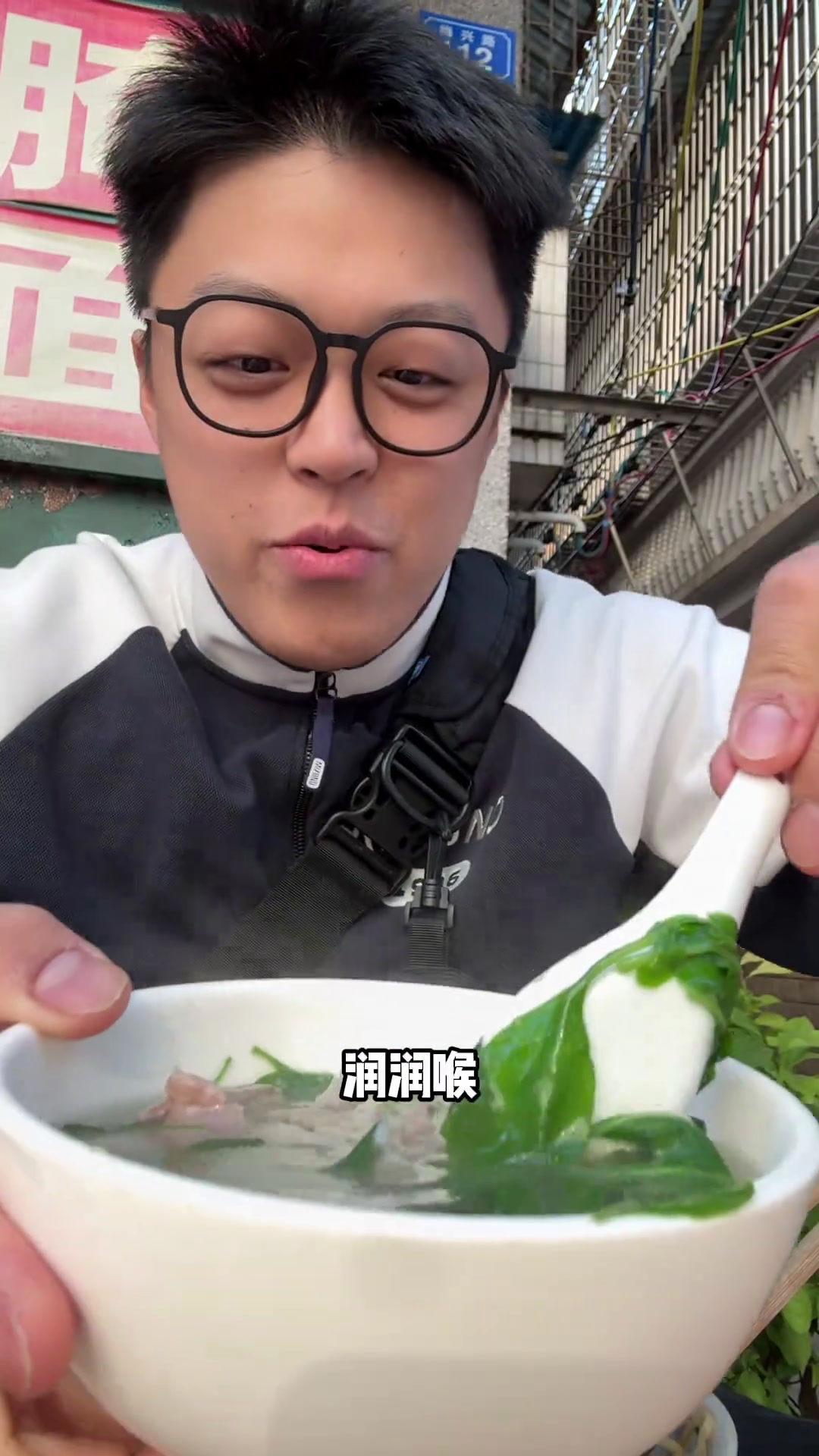广东梅州特色腌面,3元一碗现点现拌嘎嘎香