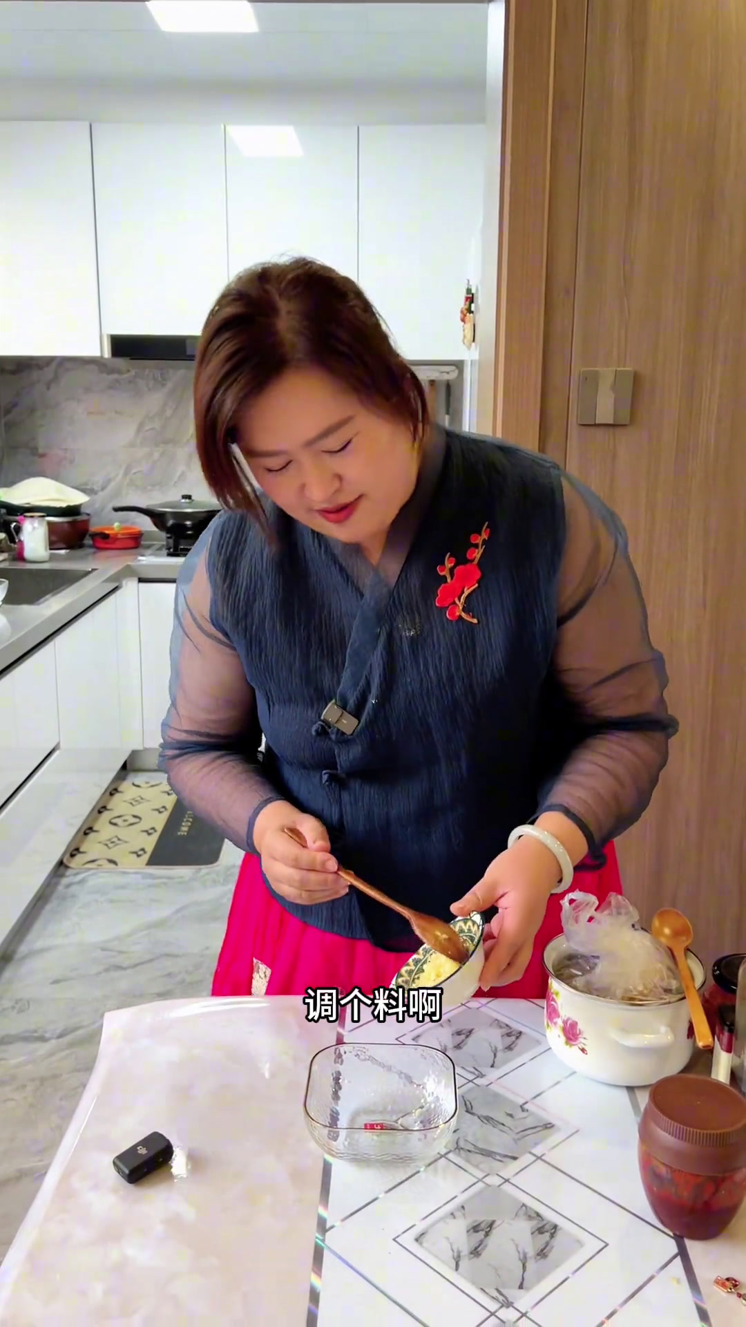 寒冷冬季来一锅鲅鱼顿萝卜美食官延吉家常菜朝鲜族美食