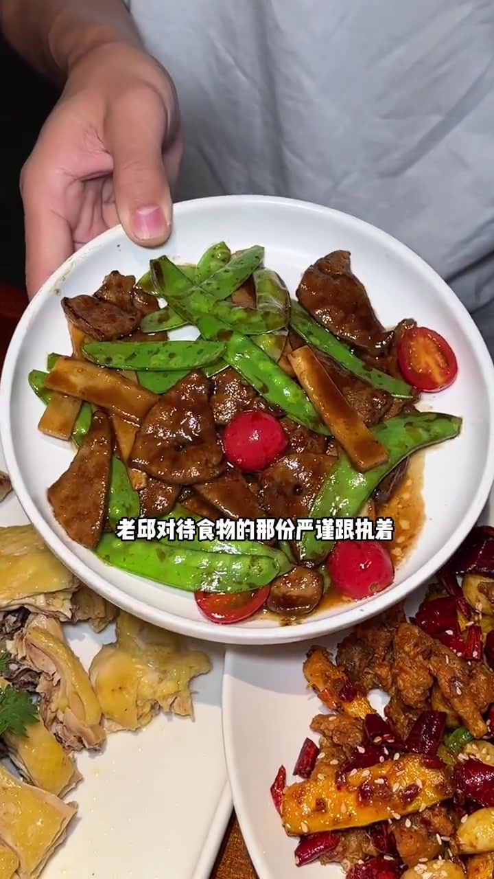 厦大学长开的客坐嘉厨闽南私房菜!从菜品到装修都是自己亲手设计!客坐嘉厨客坐嘉厨闽南私房菜附