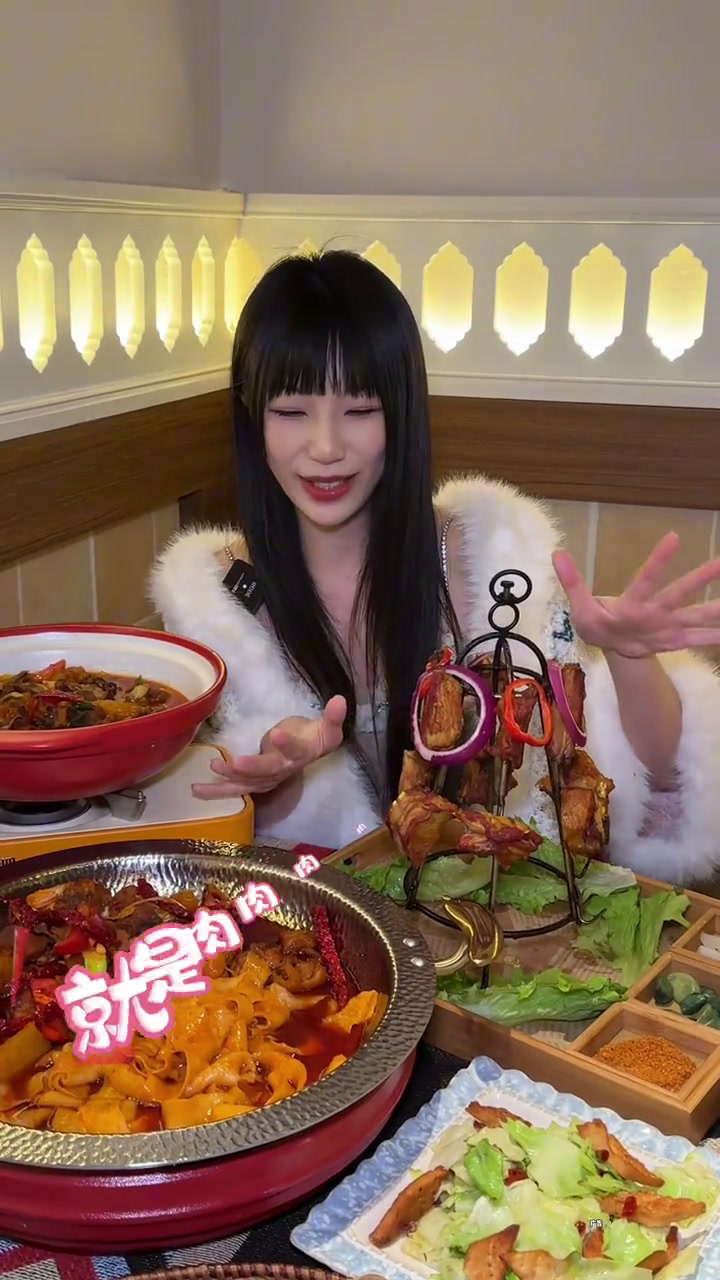 精致温馨的新疆菜馆与道道都不踩雷的新疆菜,有什么理由不来吃一顿喃