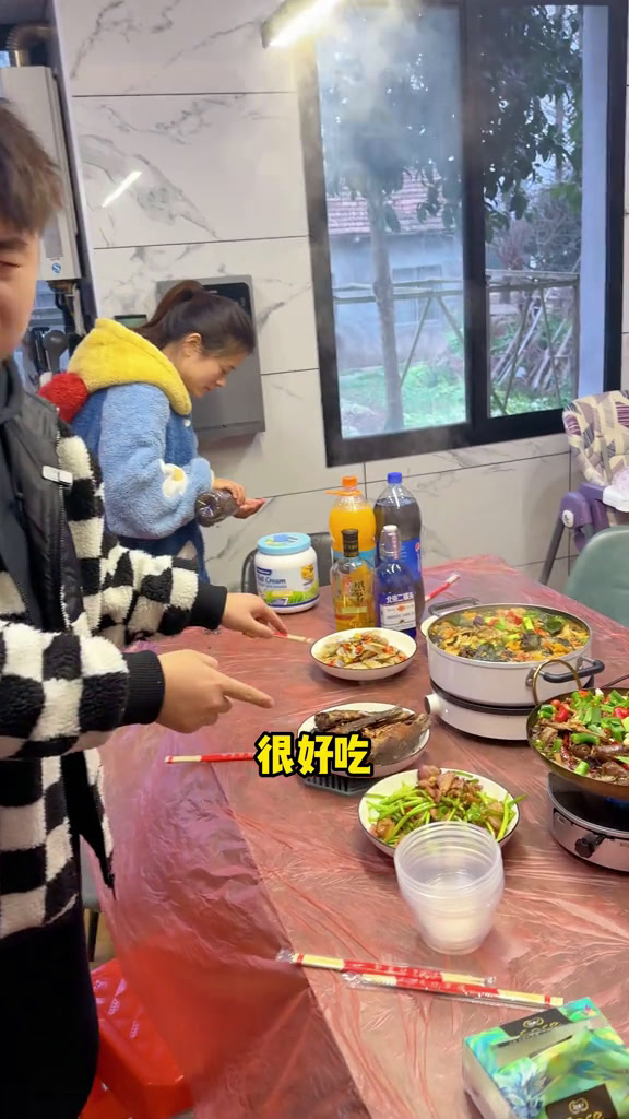 阿姨做的怪味鸭也太好吃了吧!超越大部分饭店!