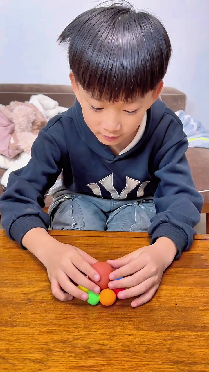 这个八爪鱼没有人再说难了吧,这简直就是有手就会呀!