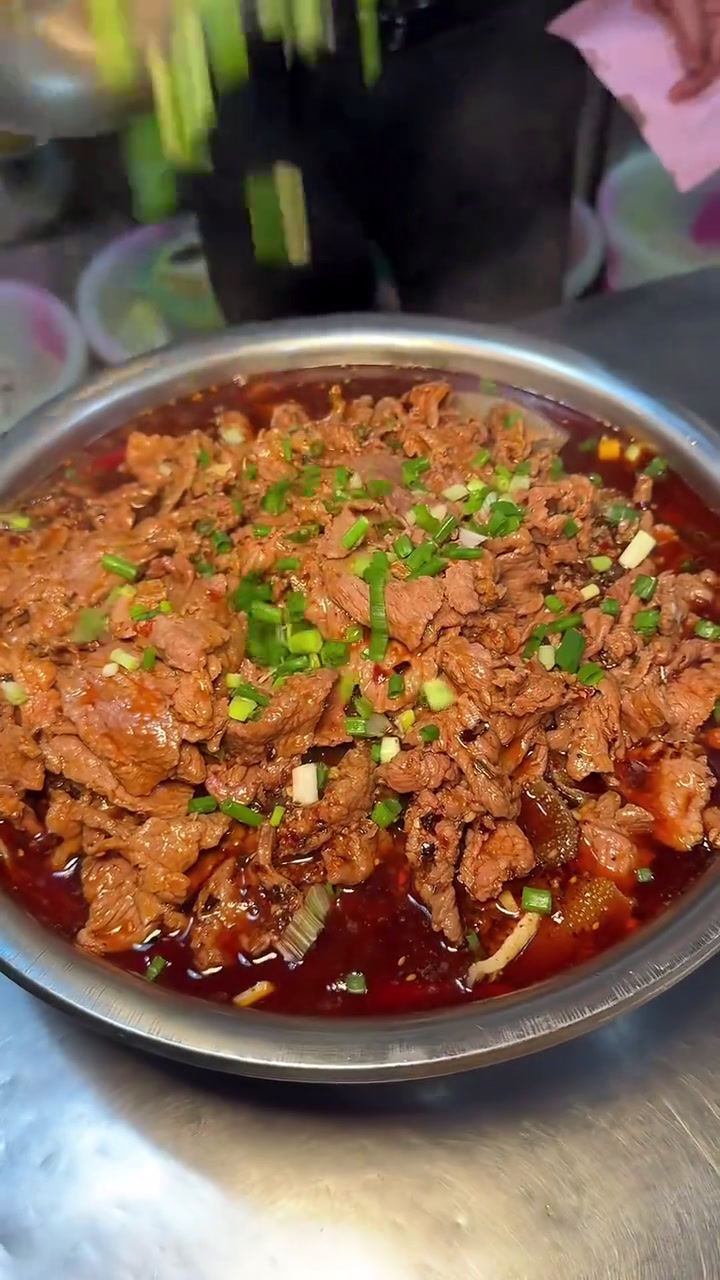 成都冒菜,兄弟们你们永远可以相信成都的冒菜,为了冒菜真的值得来一趟成都