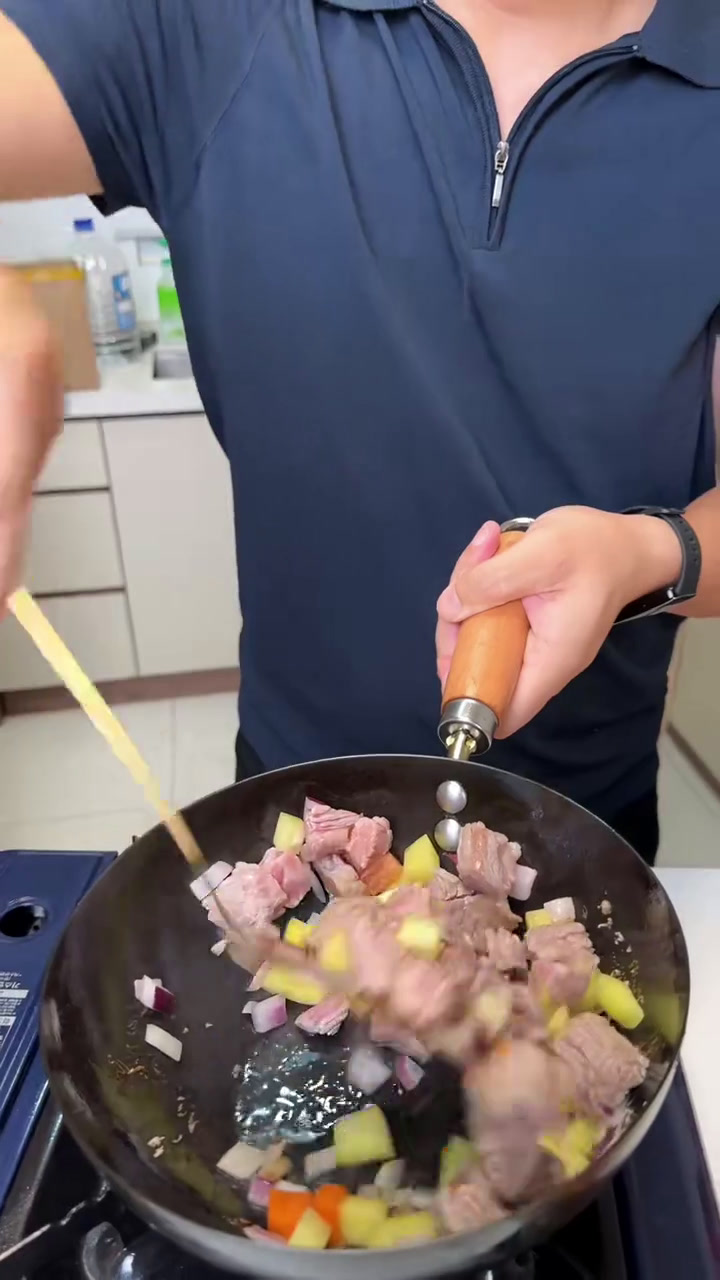 清真日式咖喱饭教程来了,幸好没有翻车