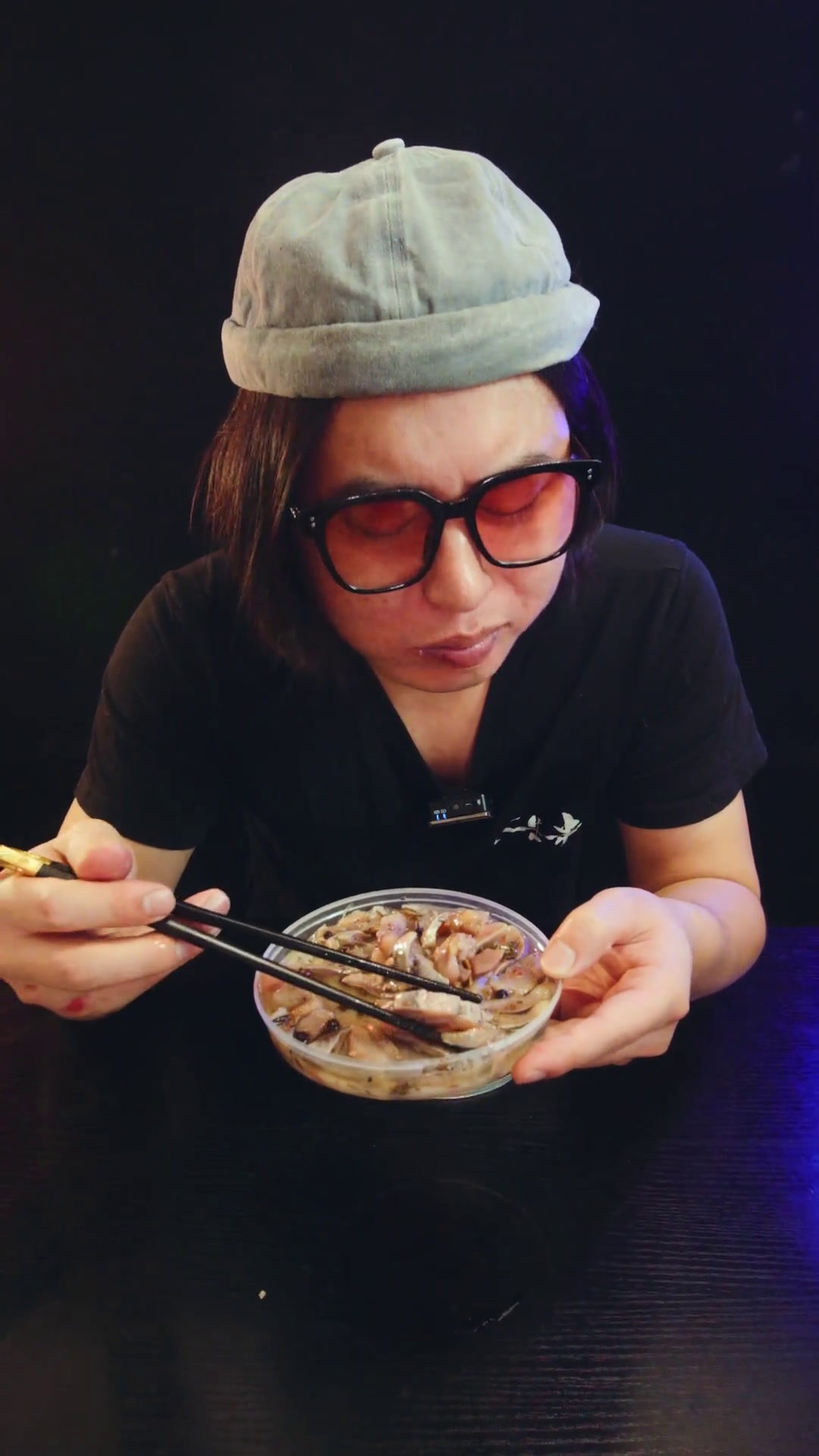 俄罗斯重口美食,油浸鲱鱼