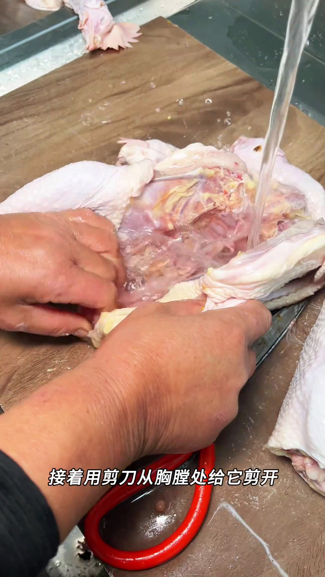 风干手撕鸡教程分享来喽,咸香味正,很有嚼劲