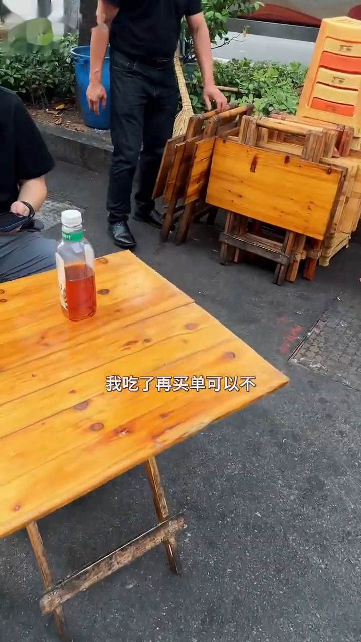 属于长沙的下午茶～卤菜的满汉全席,吃不了辣的看看就好……