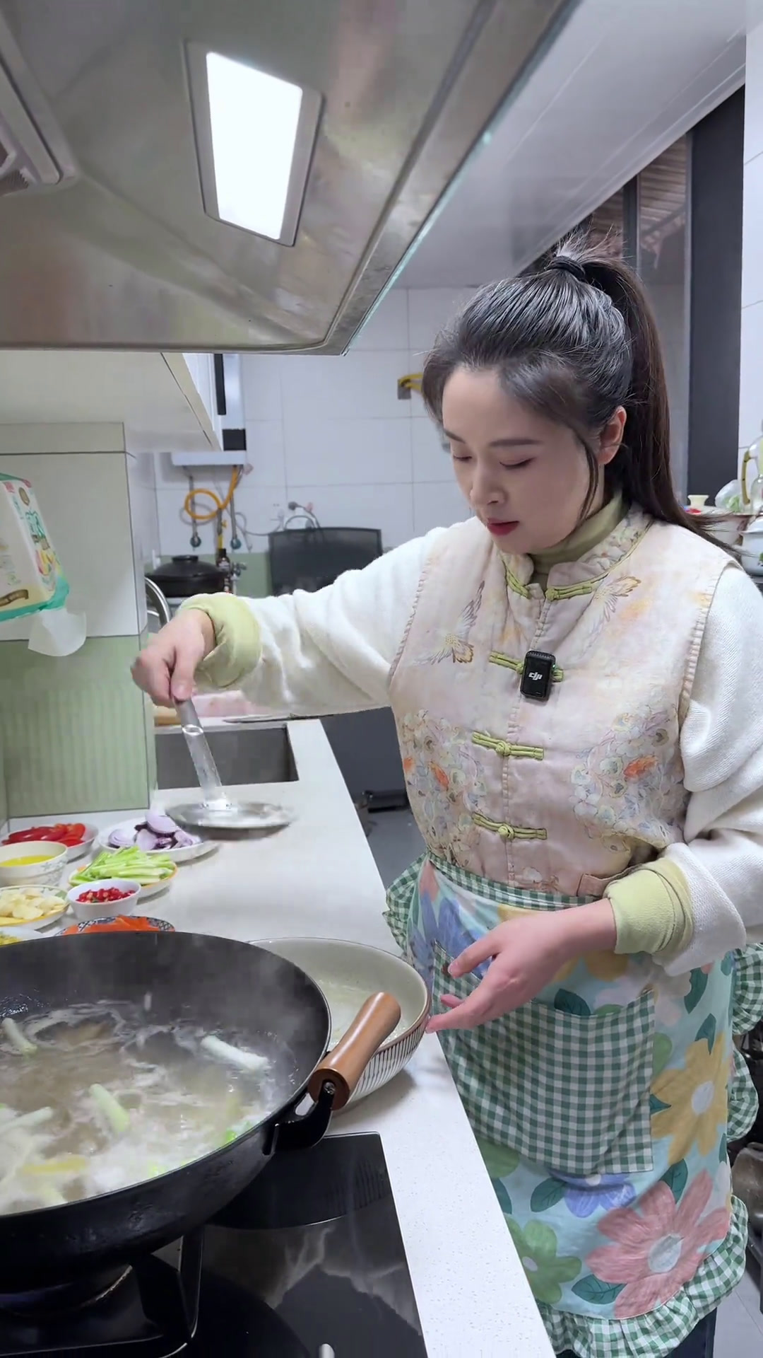 酸辣解腻,Q弹入味的酸辣鸡脚!