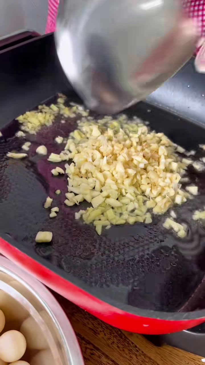 红烧甲鱼蛋,味道好极了