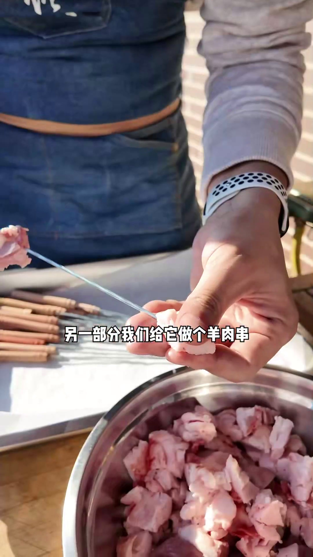 在西班牙给老外安利中国八大菜系,豫菜红焖羊肉申请出战