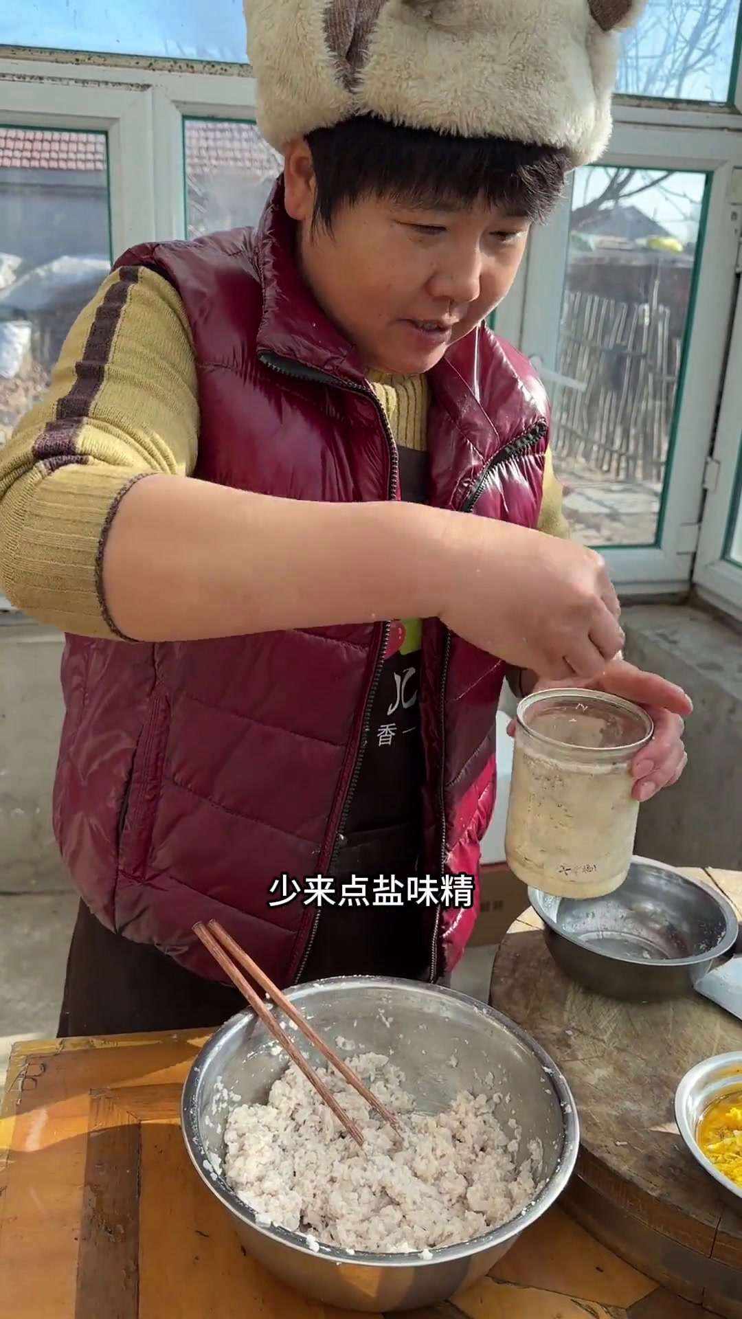 一锅尝尽东北味 银鱼馅饺子 没吃过的赶紧照我的方法做起来