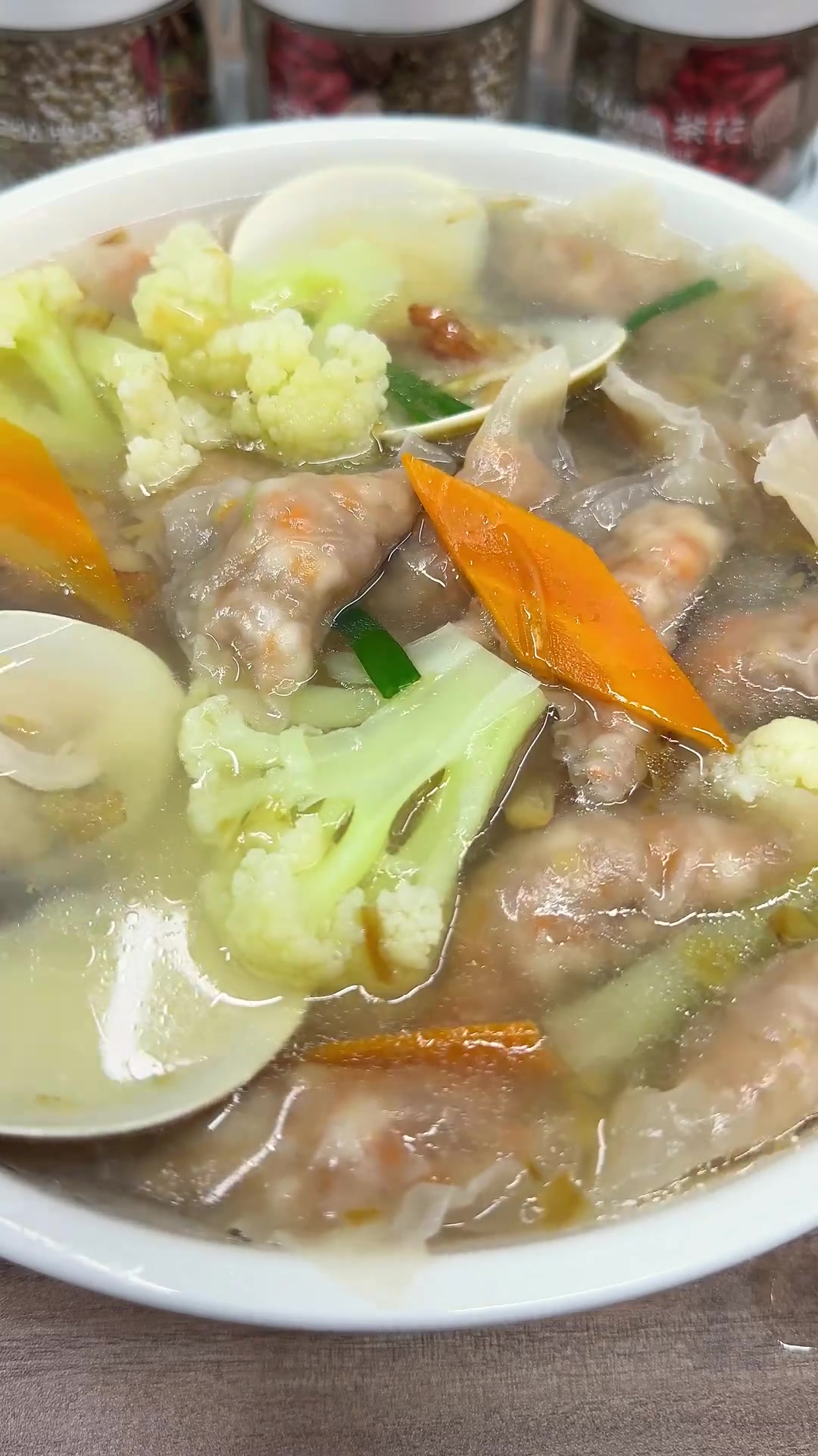 燕饺 燕饺用来煮火锅真的很适合