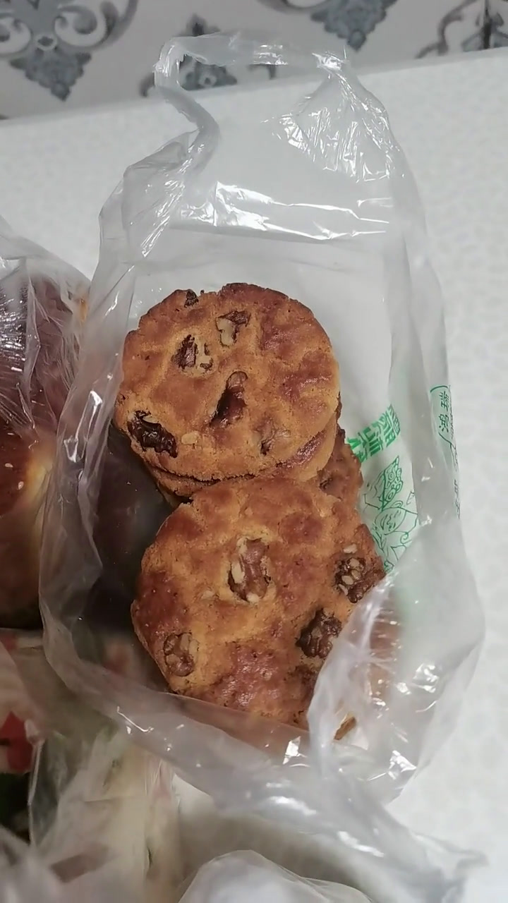 多伦道与河北路交口百瑞糕点