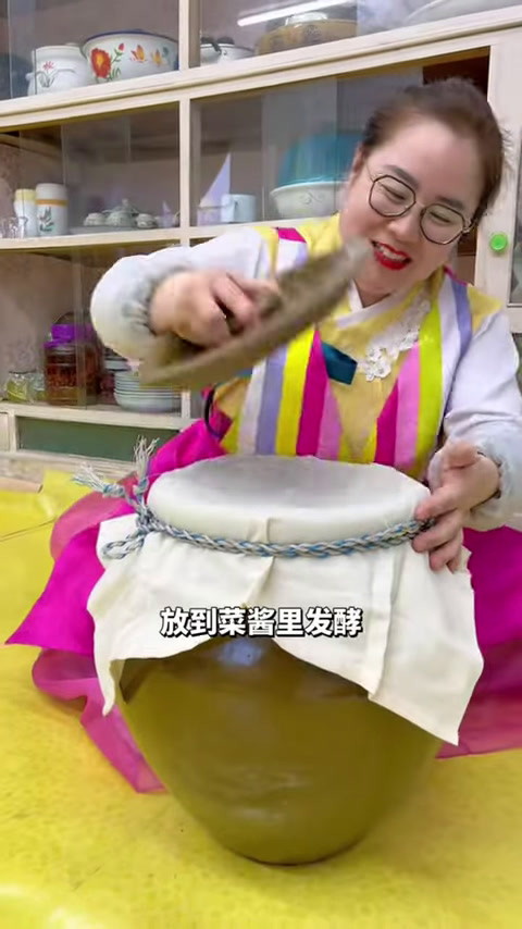 每道菜基本都会用上恩妮版辣椒酱,那真是香迷糊了!