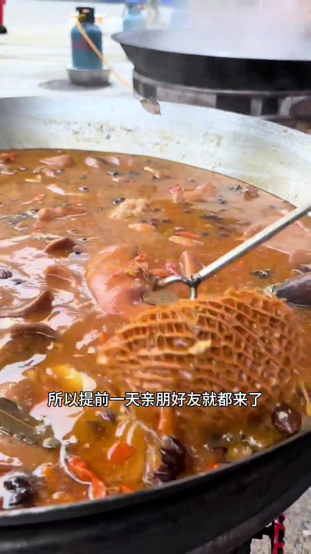 今天来看看湖南七十岁寿宴预备餐都吃些什么菜