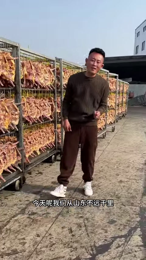 你可以没来过湖北,但是一定要尝一下湖北特产风干鸡,做法简单辣香味十足……