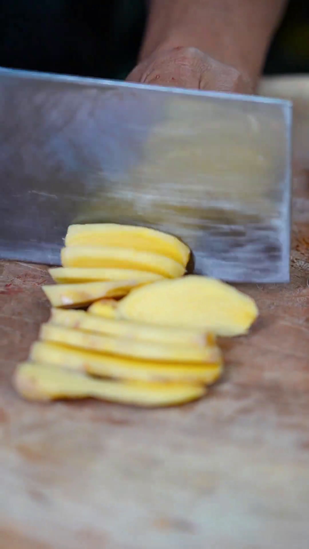 老姜炒土鸡 好食材简单做,没那么多花里胡哨