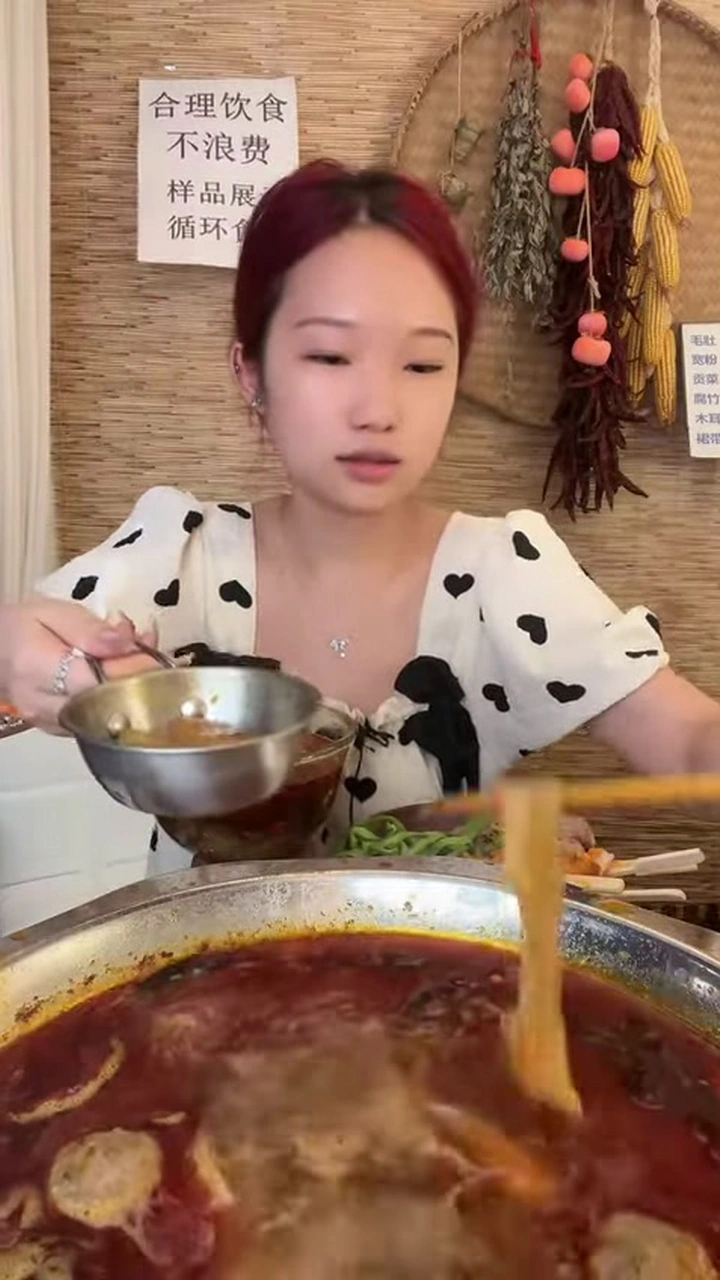跟著爱吃爱玩爱做饭的重庆女孩朱小雨,一起食欲大开,爱上每一道菜(22)