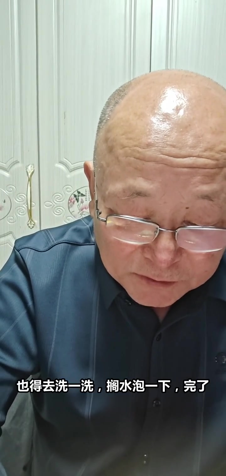 教你如何挑选新鲜芹菜和菠菜,避免买到永药菜