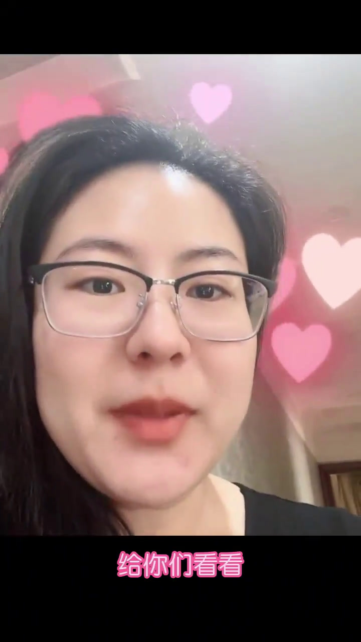 小菜籽蹦蹦跳跳迎新年啦
