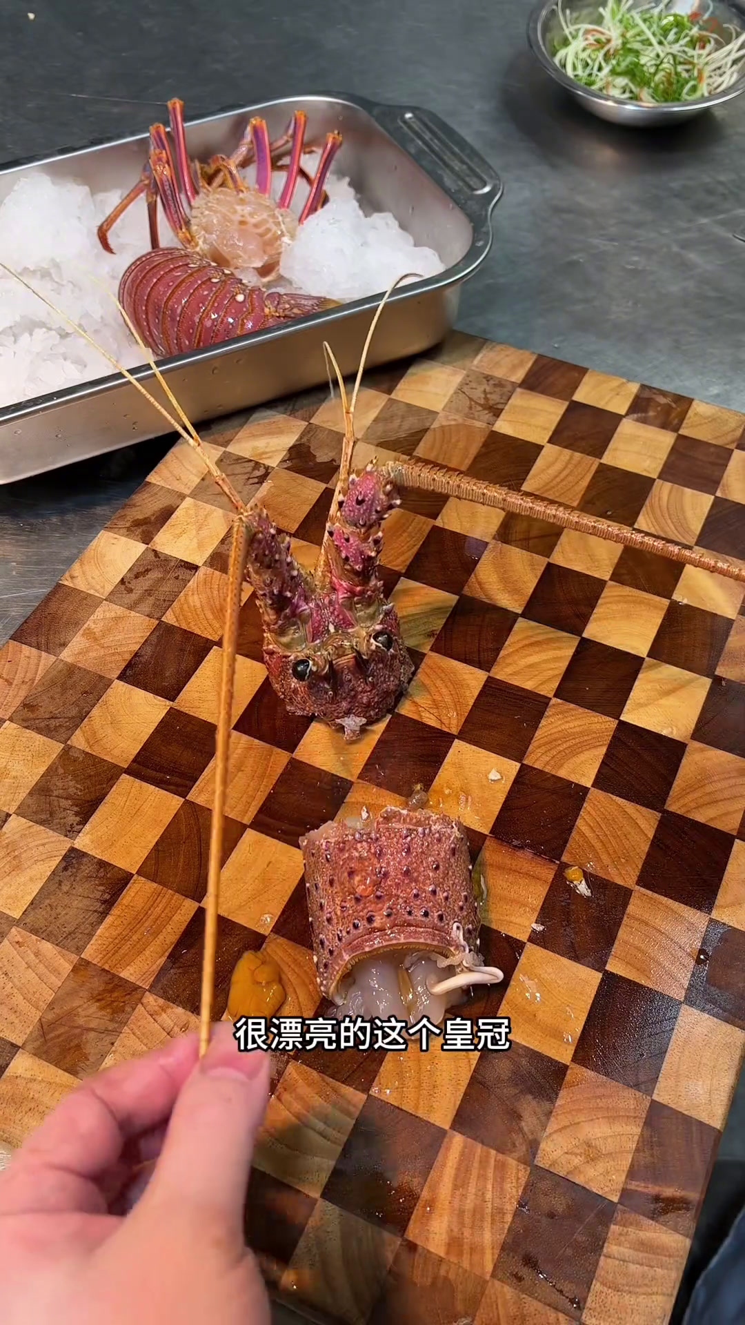 闽南宴席上的粉丝蒸大龙虾,这几天不少吃吧,今天直接上教程