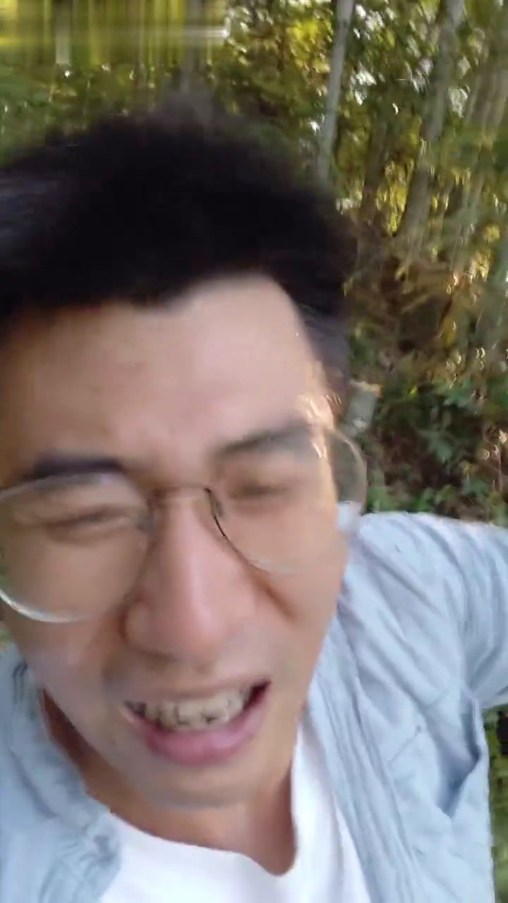 鱼池养了一百条小鱼后,我用太阳能水泵升级了过滤池!