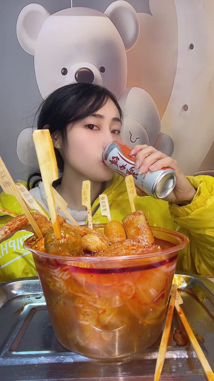 姐妹们中午好,自制关东煮来了,真的老香了