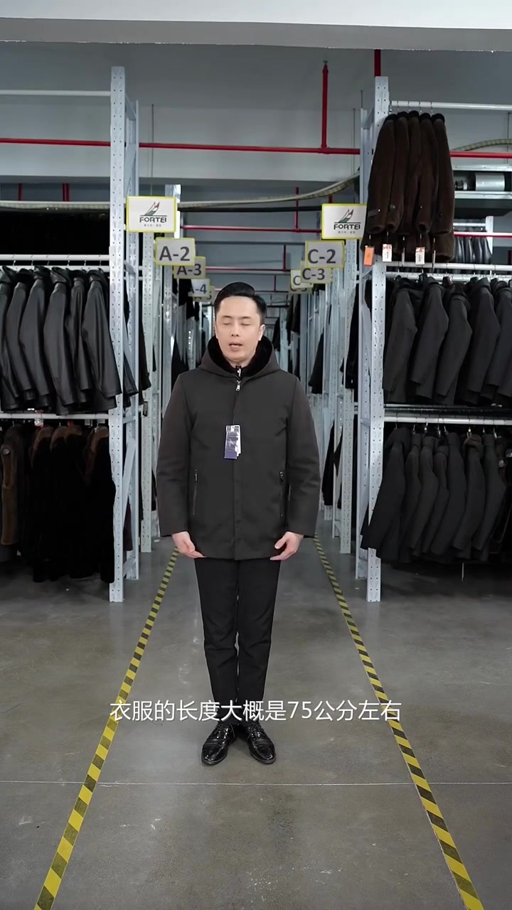 冬天的温暖守护者,海宁男士派克服外套,时尚又可脱卸