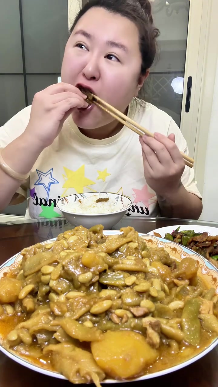 排骨炖豆角!咸肉炒荷兰豆