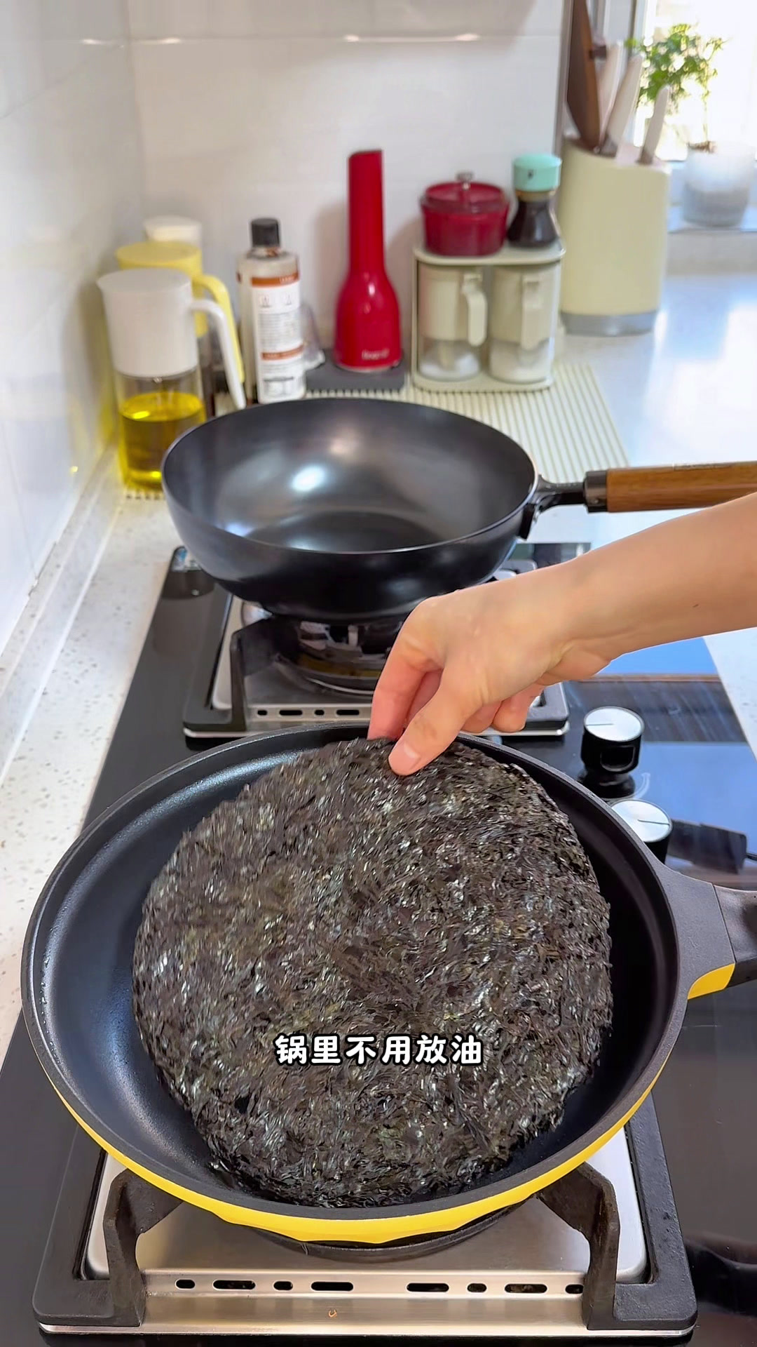 在家做饭,懒人焖饭、紫菜烘虾滑、蛋花汤